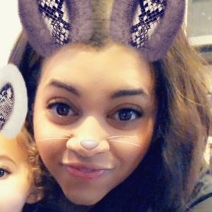 Meet your Posher, Lucy